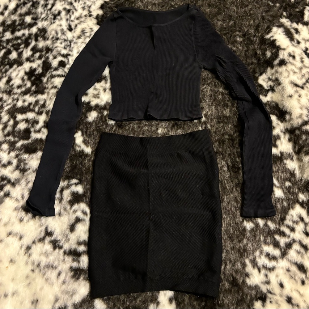 BCBG skirt set